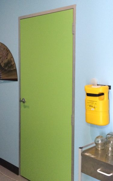 Consulting Room Rw 37 door